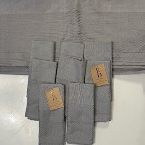 ED Ellen Degeneres cotton blend rectangle tablecloth & 8 napkins minimalist gray